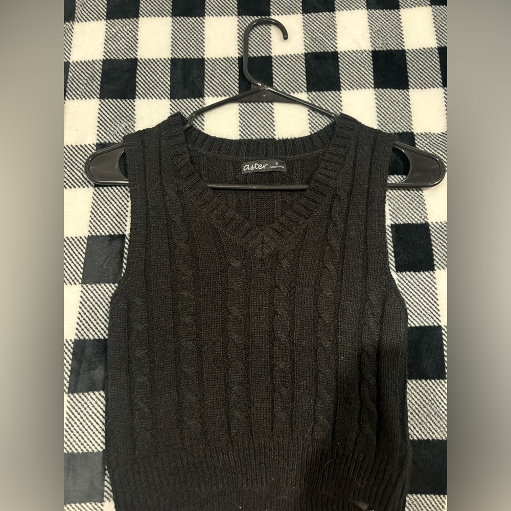 Black Knitted Vest, Size S